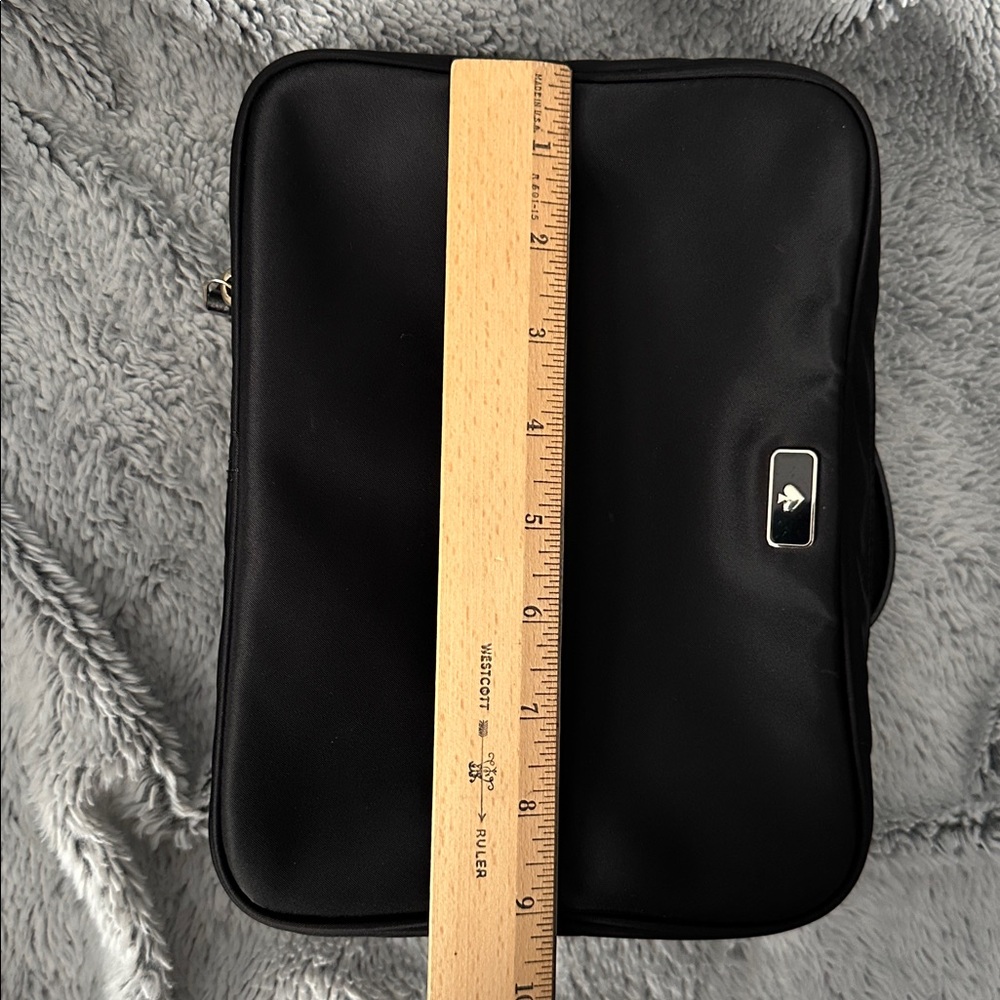 Kate Spade Toiletry Cosmetic Travel Bag - Picture 15 of 16